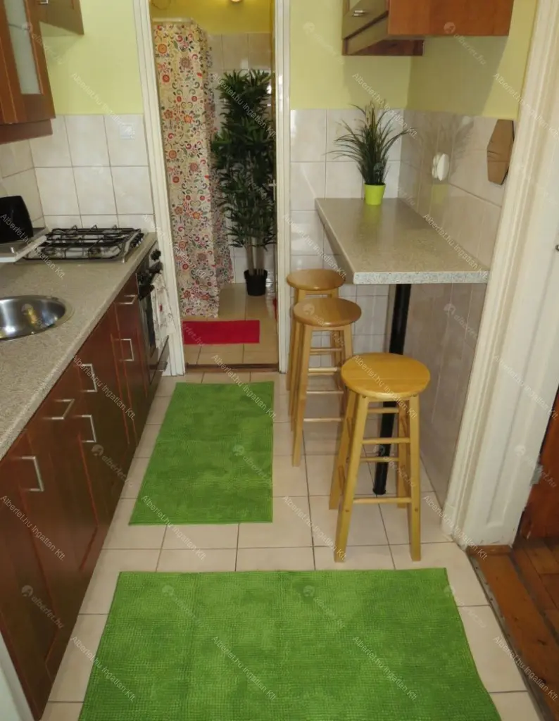 Kiadó albérlet 190000 Ft/hó áron: Budapest, VII. kerület  Cserhát utca. Mérete: 28 nm, 1 szobás | Alberlet.hu - 6670358