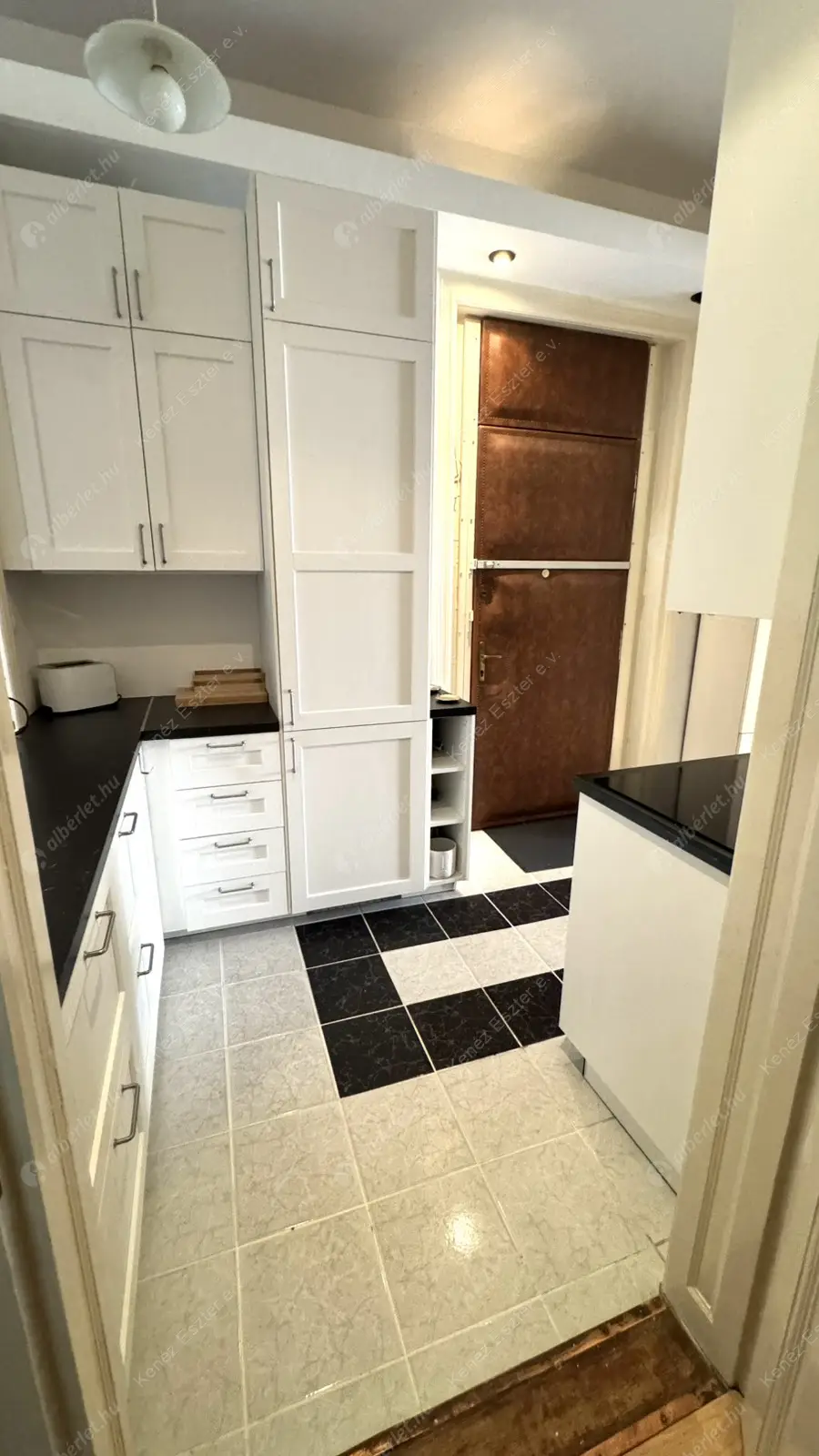 Kiadó albérlet 250000 Ft/hó áron: Budapest, VII. kerület  Cserhát utca. Mérete: 43 nm, 1 szobás | Alberlet.hu - 6579282