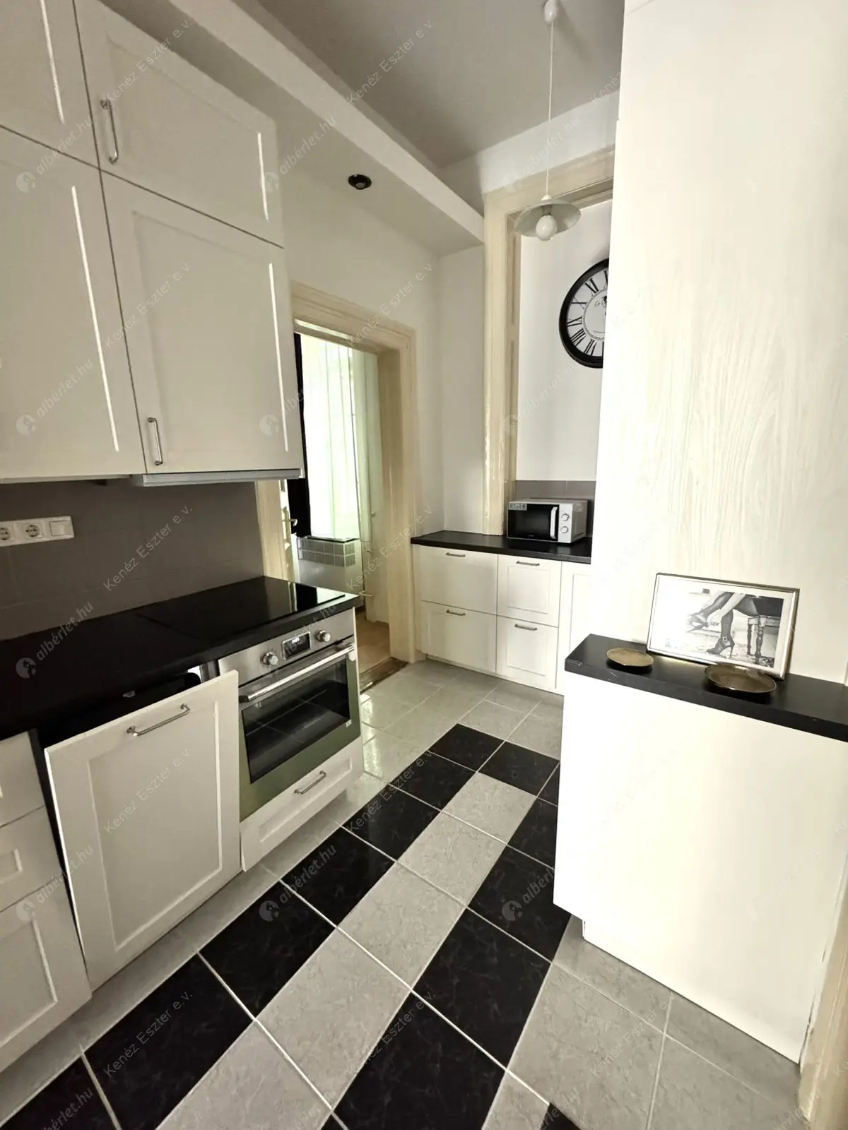 Kiadó albérlet 250000 Ft/hó áron: Budapest, VII. kerület  Cserhát utca. Mérete: 43 nm, 1 szobás | Alberlet.hu - 6579284