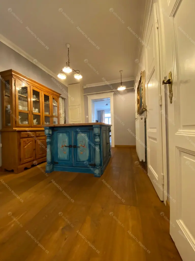 Kiadó albérlet 450000 Ft/hó áron: Budapest, VII. kerület  Damjanich utca. Mérete: 107 nm, 3 szobás | Alberlet.hu - 6675230