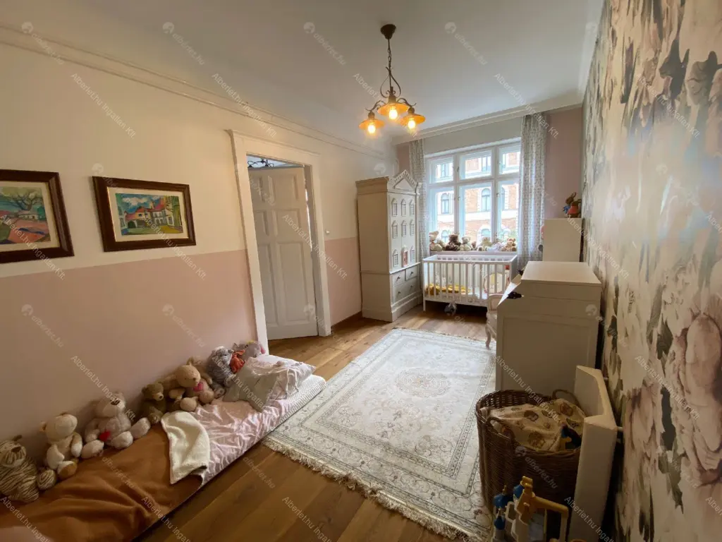 Kiadó albérlet 450000 Ft/hó áron: Budapest, VII. kerület  Damjanich utca. Mérete: 107 nm, 3 szobás | Alberlet.hu - 6675236