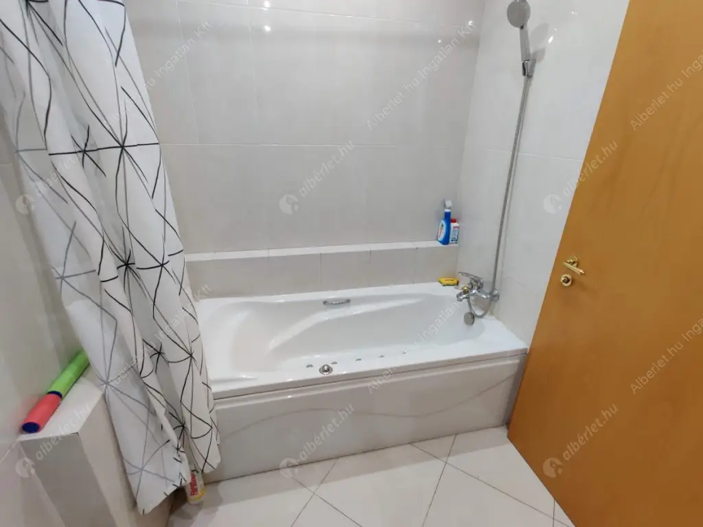 Kiadó albérlet 450000 Ft/hó áron: Budapest, VII. kerület  Damjanich utca. Mérete: 128 nm, 4 szobás | Alberlet.hu - 6639523