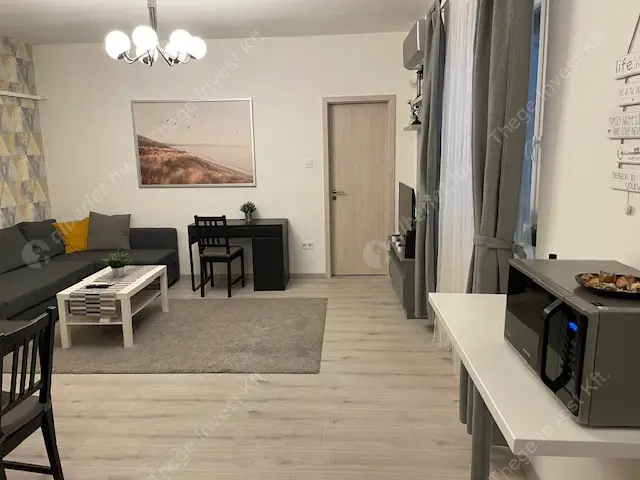 Kiadó albérlet 270000 Ft/hó áron: Budapest, VII. kerület  Damjanich utca. Mérete: 44 nm, 2 szobás | Alberlet.hu - 6582202