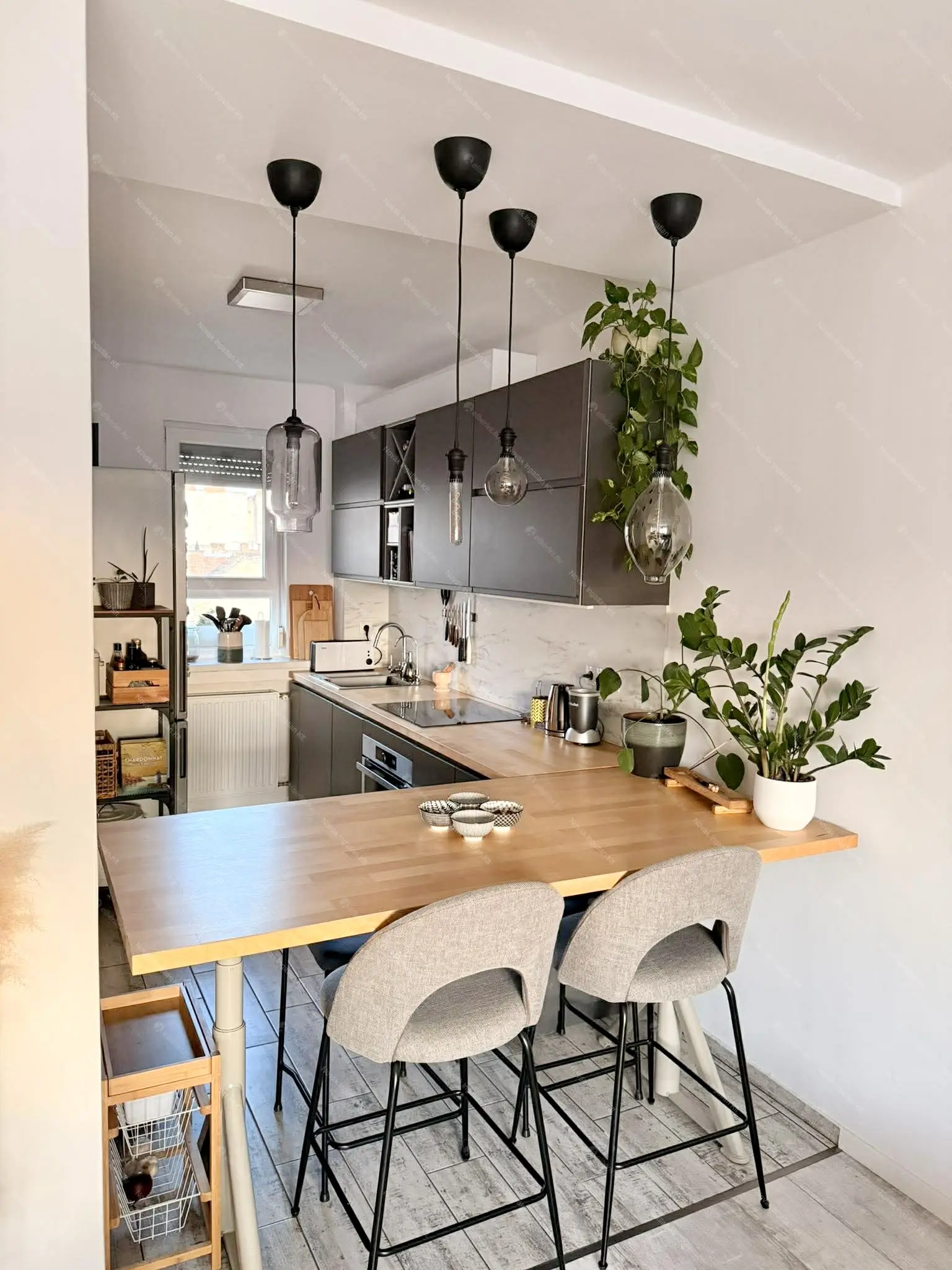 Kiadó albérlet 350000 Ft/hó áron: Budapest, VII. kerület  Damjanich utca. Mérete: 44 nm, 2 szobás | Alberlet.hu - 6659099