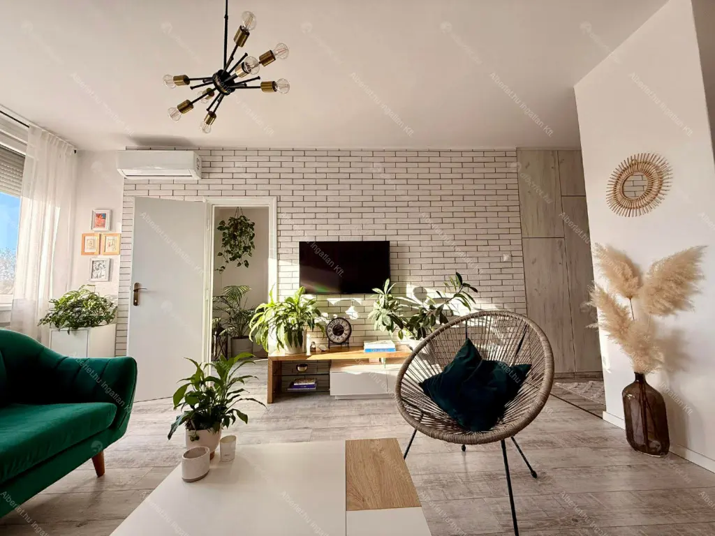 Kiadó albérlet 350000 Ft/hó áron: Budapest, VII. kerület  Damjanich utca. Mérete: 44 nm, 2 szobás | Alberlet.hu - 6659488