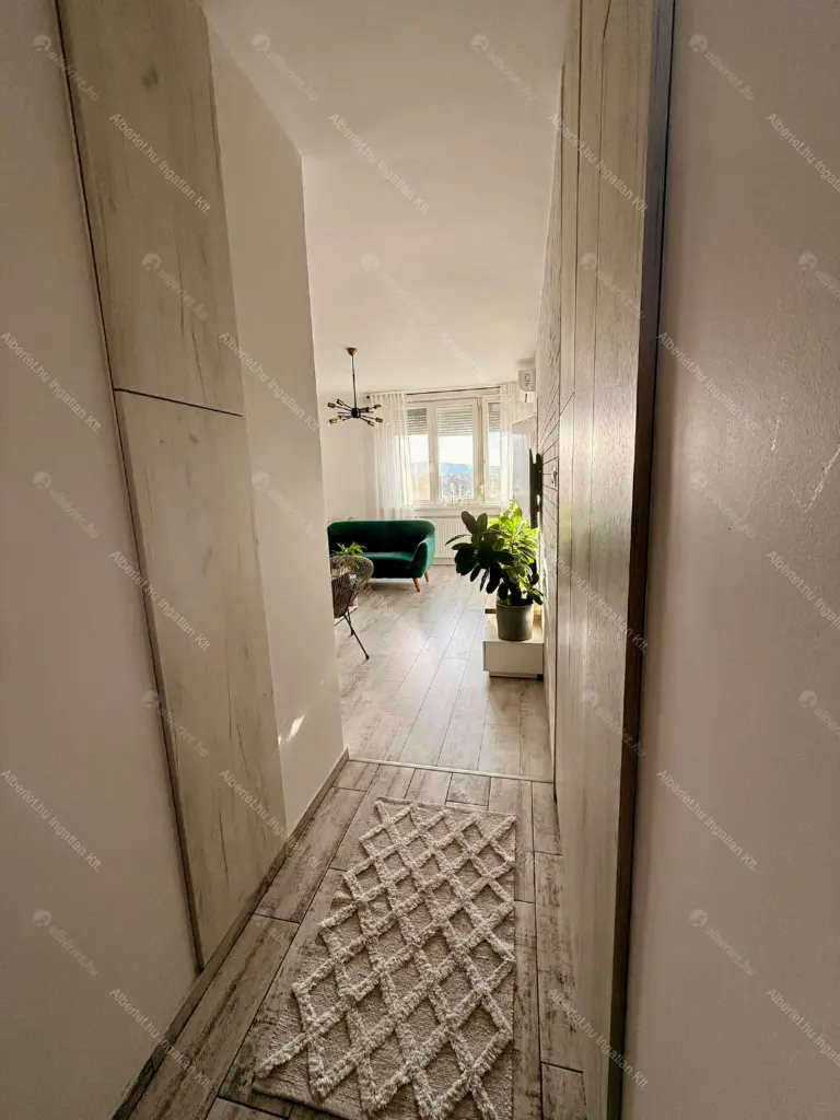 Kiadó albérlet 350000 Ft/hó áron: Budapest, VII. kerület  Damjanich utca. Mérete: 44 nm, 2 szobás | Alberlet.hu - 6659510