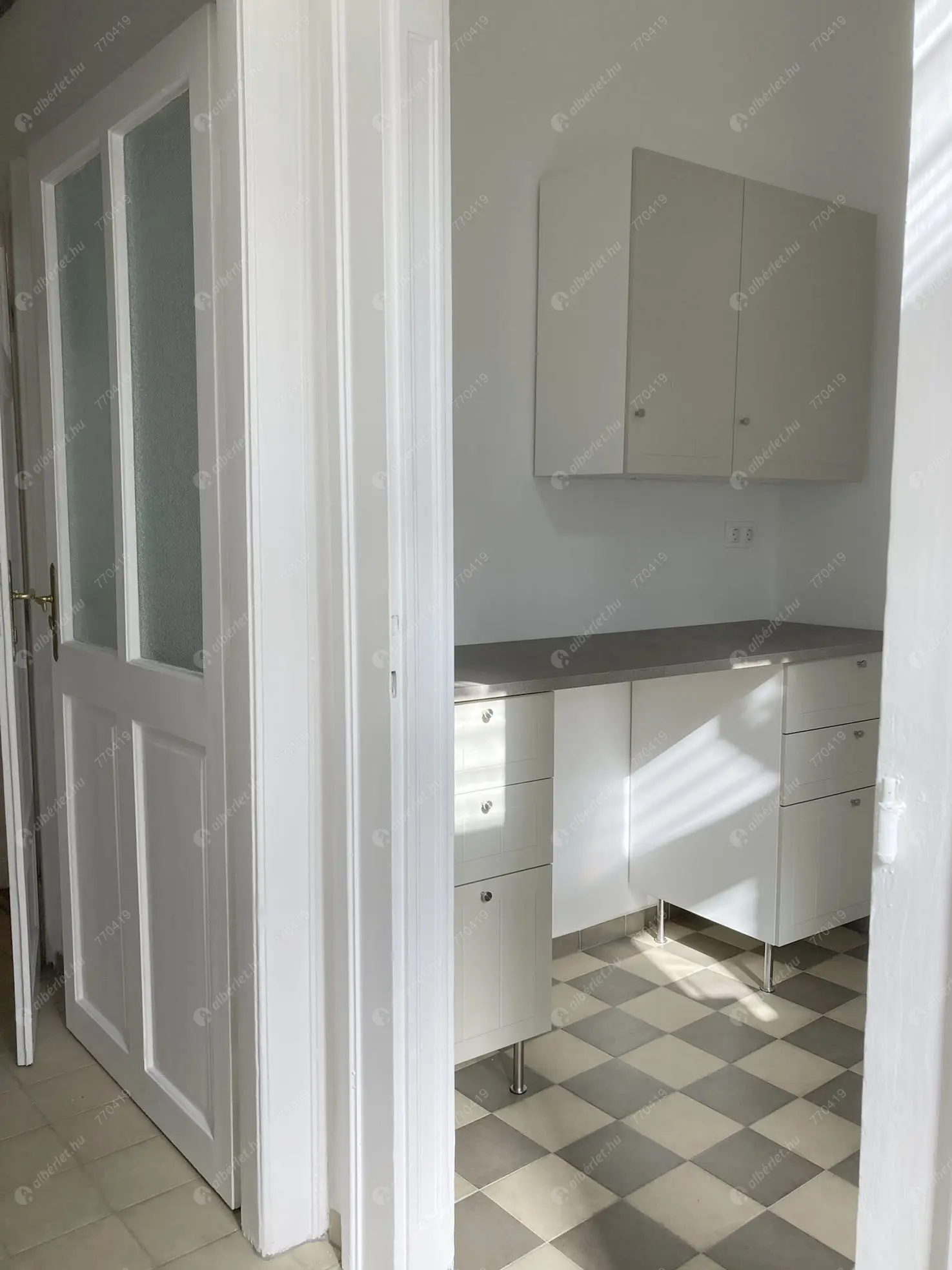 Kiadó albérlet 230000 Ft/hó áron: Budapest, VII. kerület  Damjanich utca. Mérete: 47 nm, 1 szobás | Alberlet.hu - 6571959