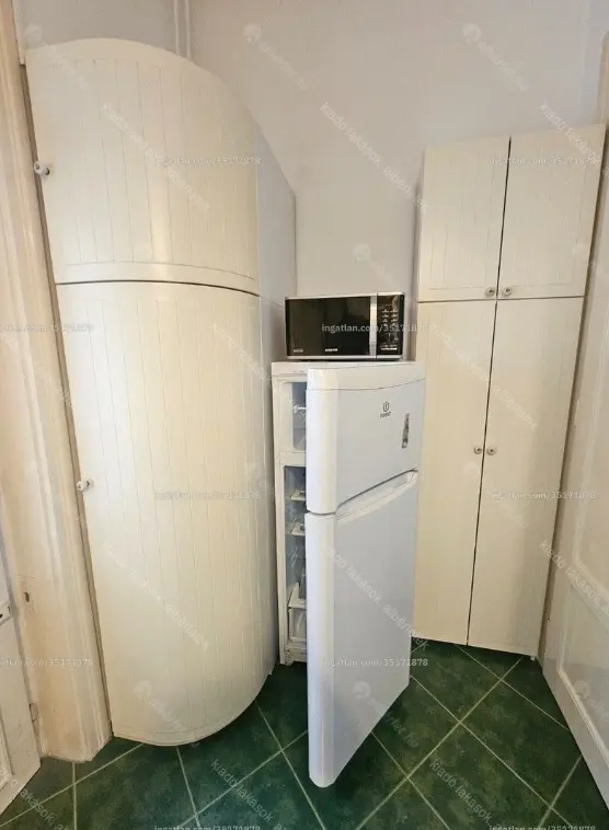 Kiadó albérlet 240000 Ft/hó áron: Budapest, VII. kerület  Damjanich utca. Mérete: 50 nm, 1 szobás | Alberlet.hu - 6654549