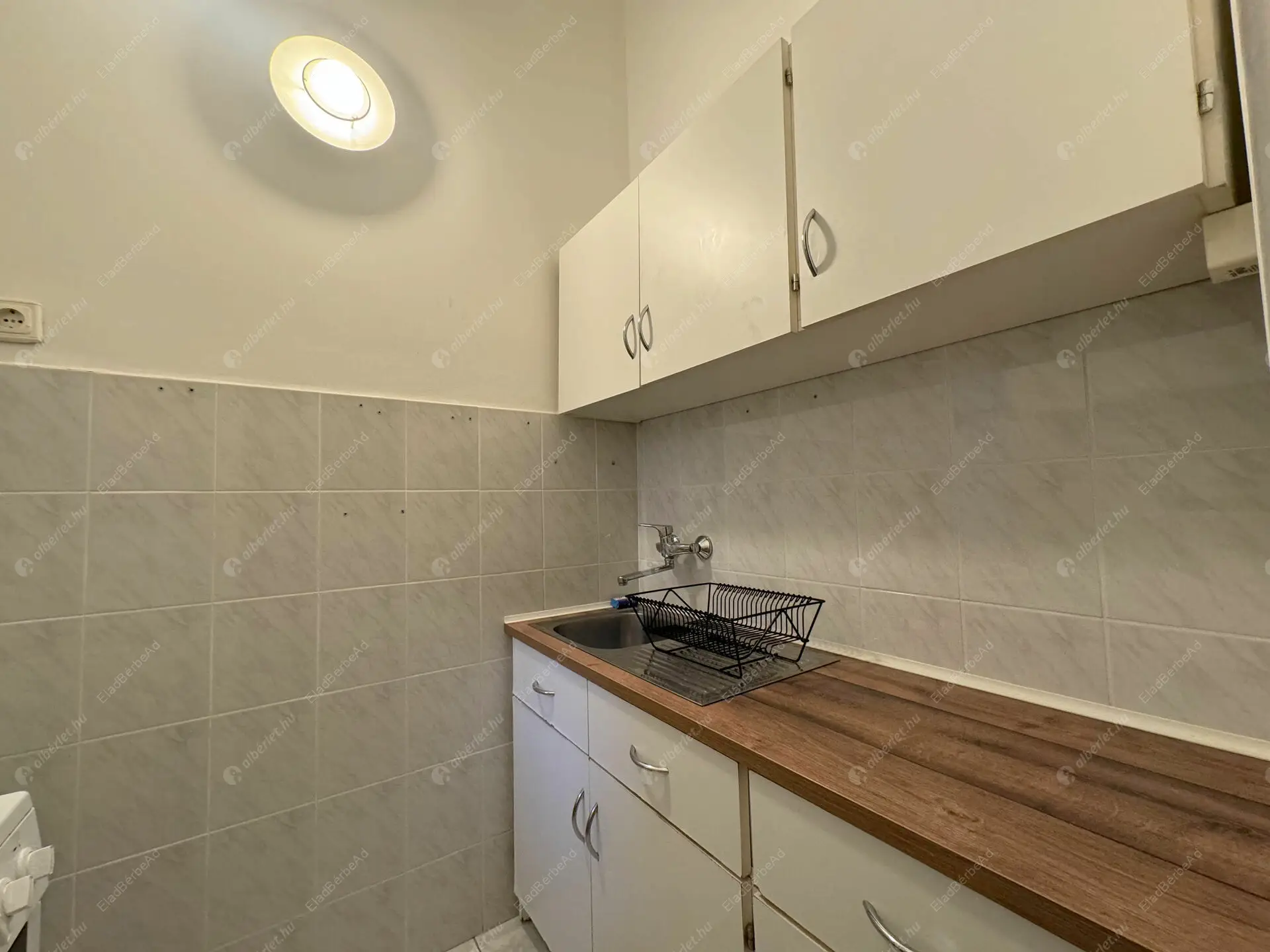 Kiadó albérlet 249000 Ft/hó áron: Budapest, VII. kerület  Damjanich utca. Mérete: 56 nm, 2 szobás | Alberlet.hu - 6365467