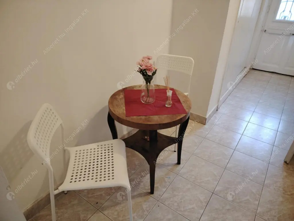 Kiadó albérlet 240000 Ft/hó áron: Budapest, VII. kerület  Damjanich utca. Mérete: 56 nm, 2 szobás | Alberlet.hu - 6628743