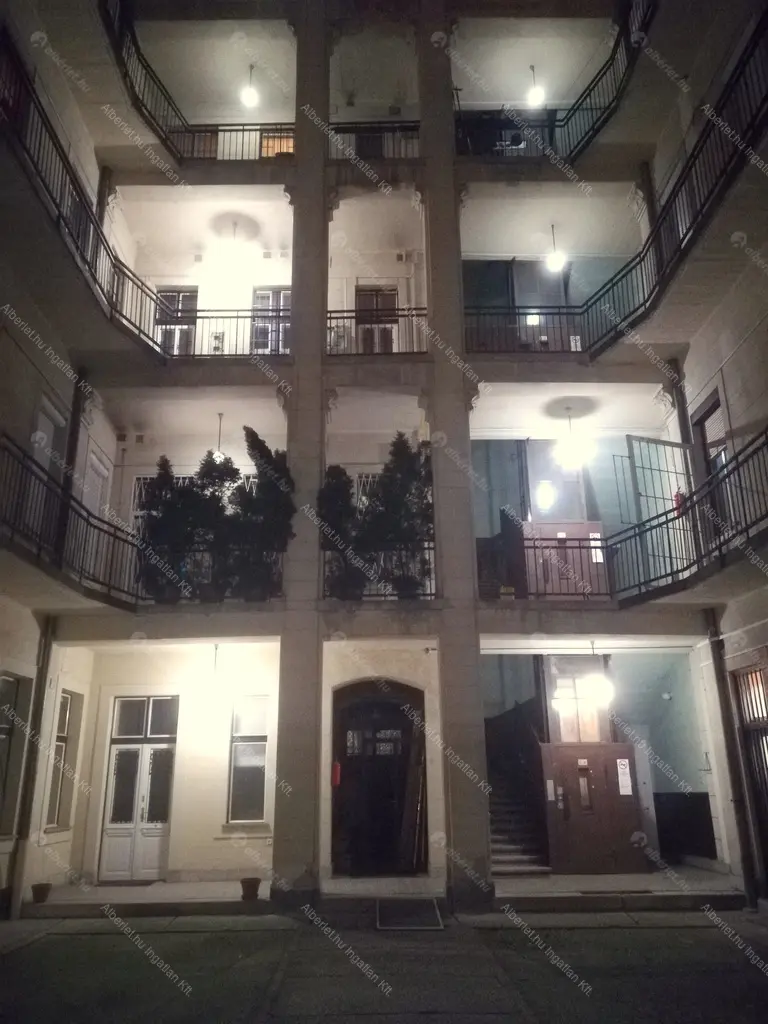 Kiadó albérlet 200000 Ft/hó áron: Budapest, VII. kerület  Damjanich utca. Mérete: 56 nm, 2 szobás | Alberlet.hu - 6671382