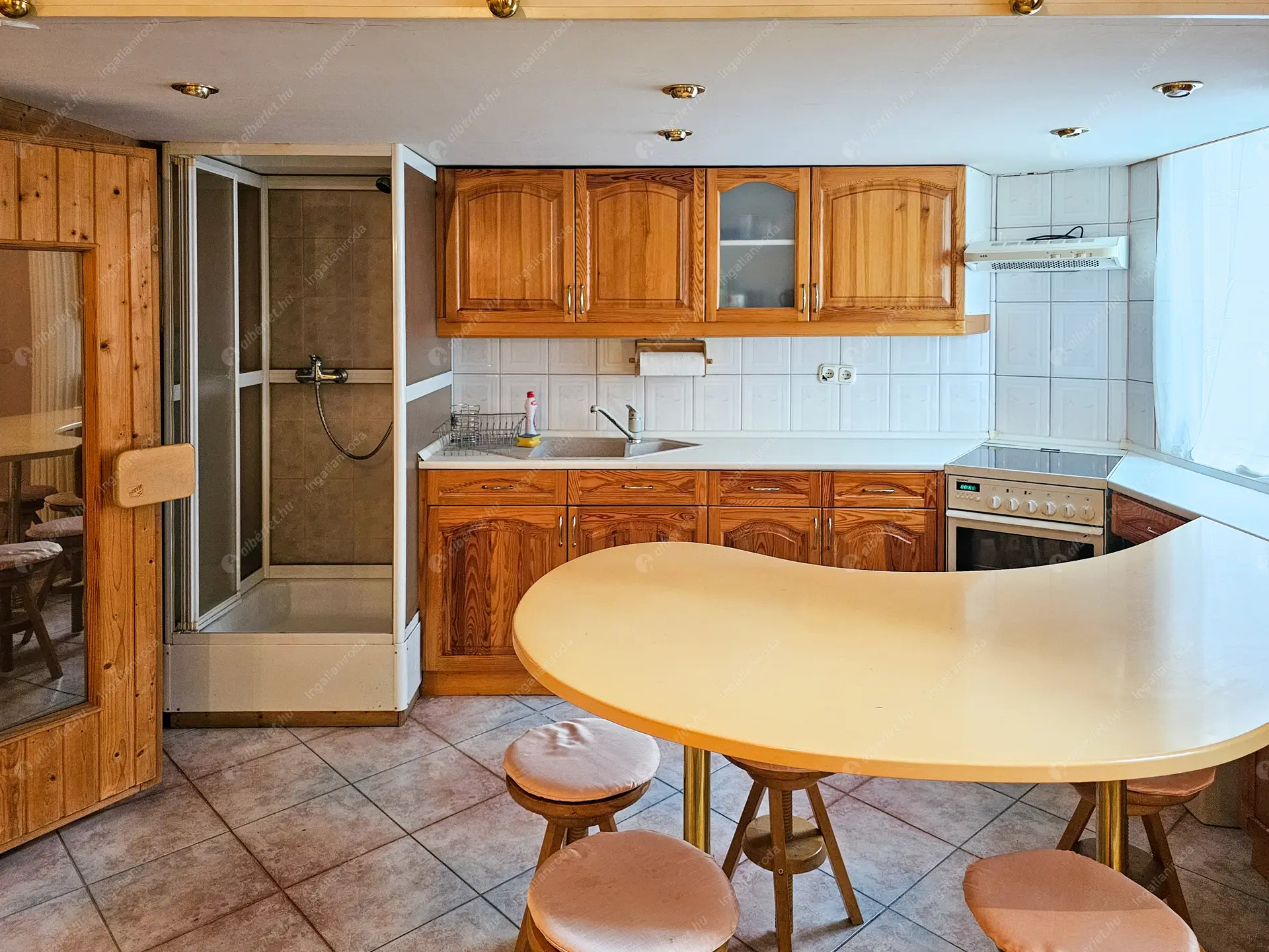 Kiadó albérlet 253000 Ft/hó áron: Budapest, VII. kerület  Damjanich utca. Mérete: 70 nm, 2 szobás | Alberlet.hu - 6521231