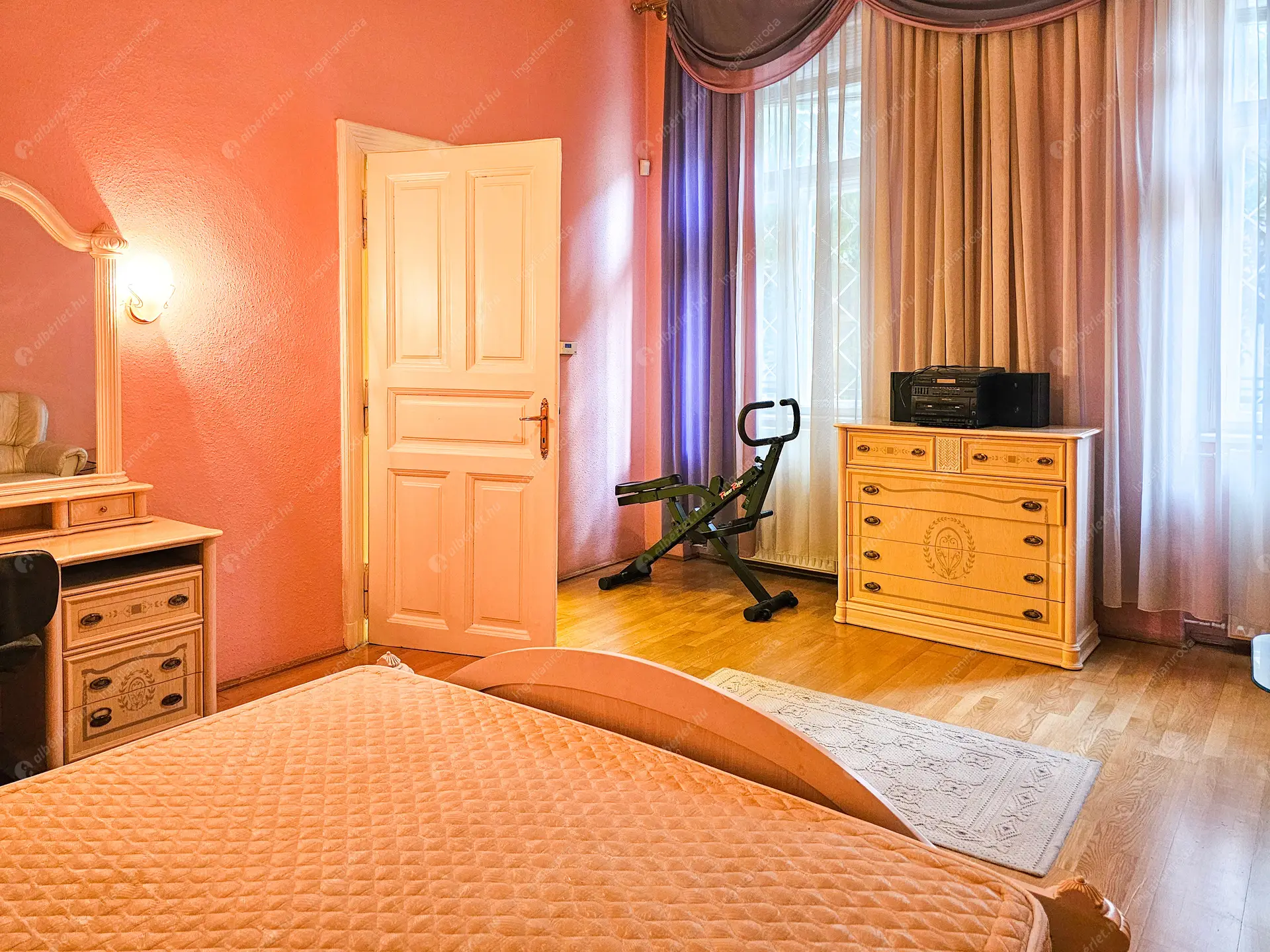 Kiadó albérlet 253000 Ft/hó áron: Budapest, VII. kerület  Damjanich utca. Mérete: 70 nm, 2 szobás | Alberlet.hu - 6521241