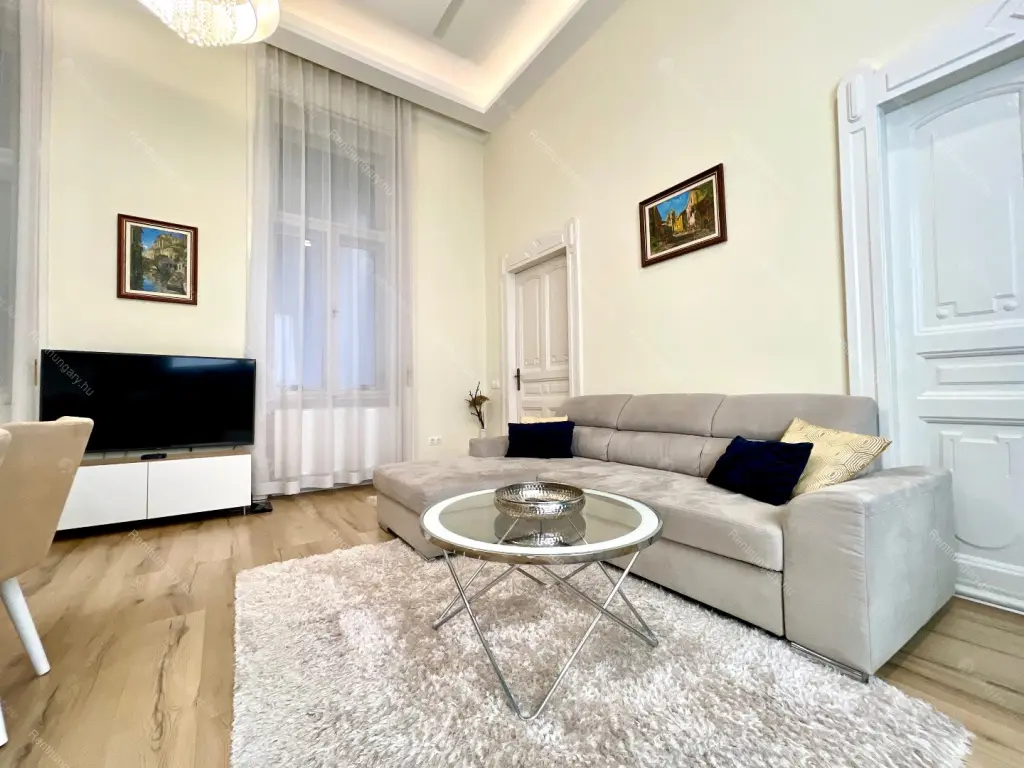 Kiadó albérlet 550000 Ft/hó áron: Budapest, VII. kerület  Damjanich utca. Mérete: 84 nm, 4 szobás | Alberlet.hu - 6699367