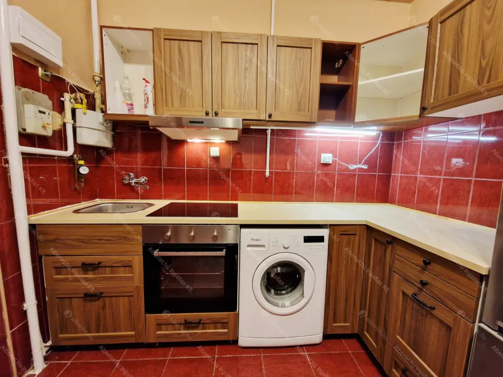 Kiadó albérlet 230000 Ft/hó áron: Budapest, VII. kerület  Dembinszky utca. Mérete: 47 nm, 1 szobás | Alberlet.hu - 6642135