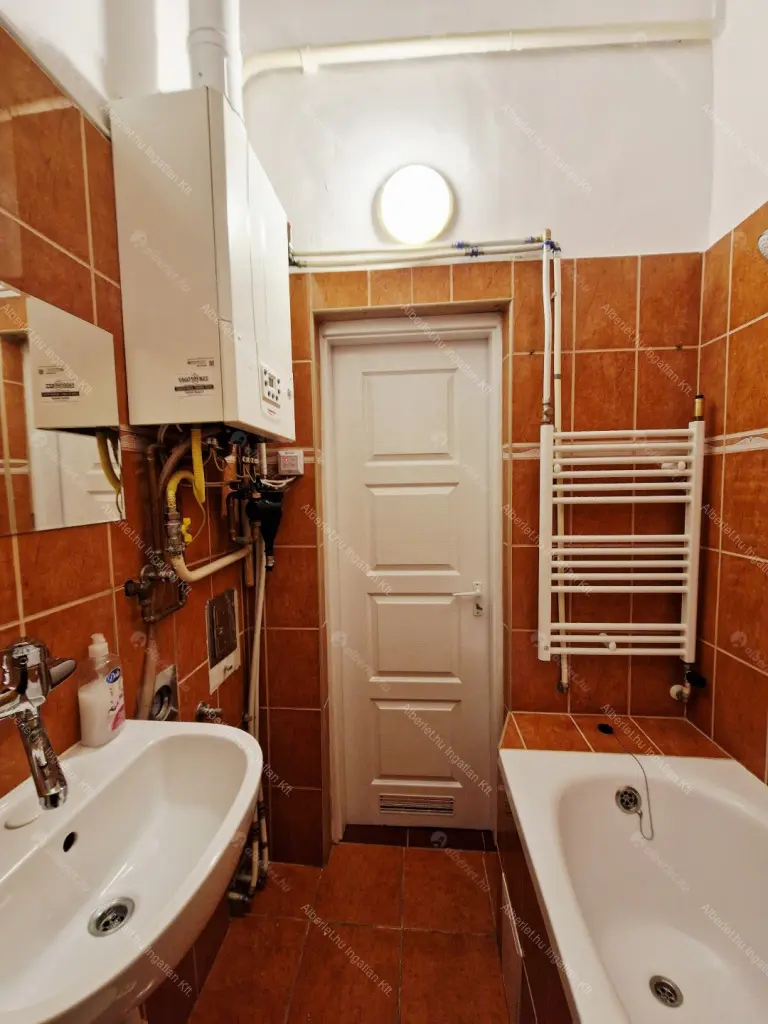 Kiadó albérlet 230000 Ft/hó áron: Budapest, VII. kerület  Dembinszky utca. Mérete: 47 nm, 1 szobás | Alberlet.hu - 6642143