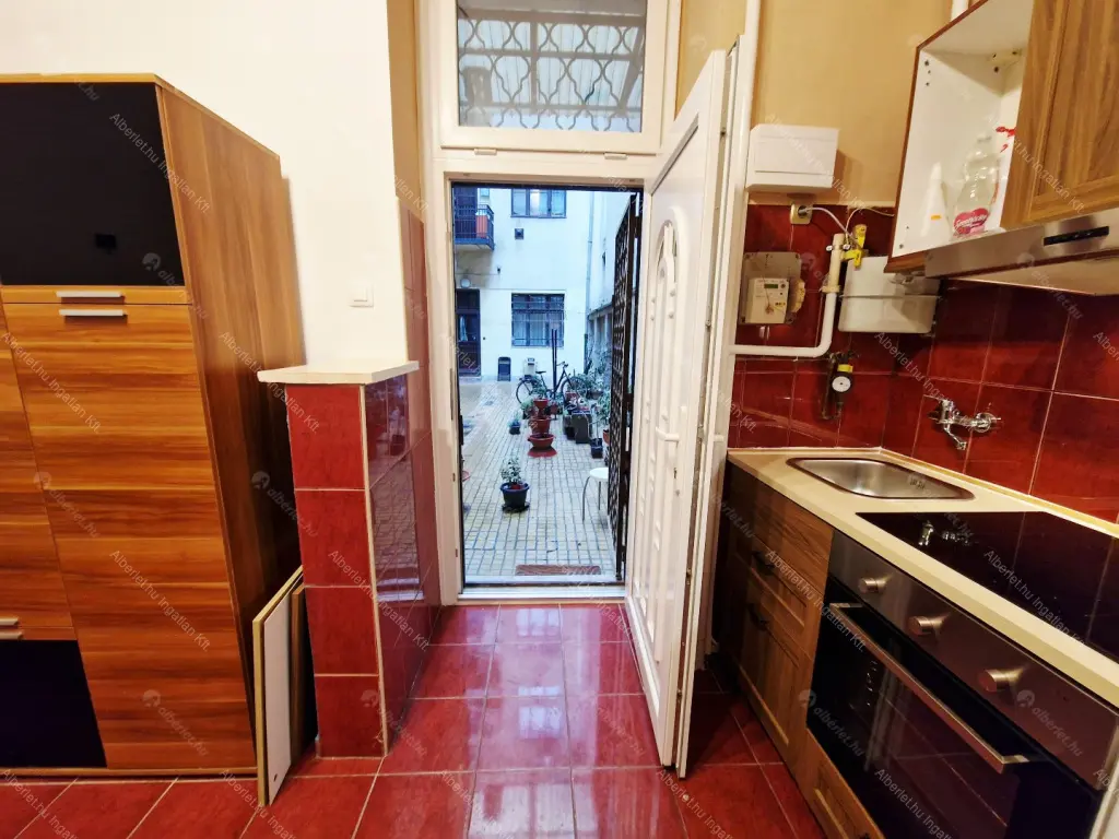 Kiadó albérlet 230000 Ft/hó áron: Budapest, VII. kerület  Dembinszky utca. Mérete: 47 nm, 1 szobás | Alberlet.hu - 6642149