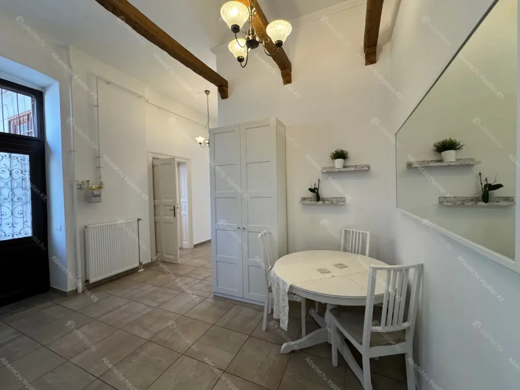 Kiadó albérlet 330000 Ft/hó áron: Budapest, VII. kerület  Dembinszky utca. Mérete: 96 nm, 3 szobás | Alberlet.hu - 6707272