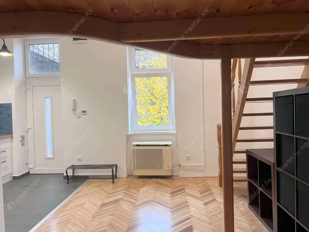 Kiadó albérlet 220000 Ft/hó áron: Budapest, VII. kerület  Dob utca. Mérete: 25 nm, 1 szobás | Alberlet.hu - 6587044