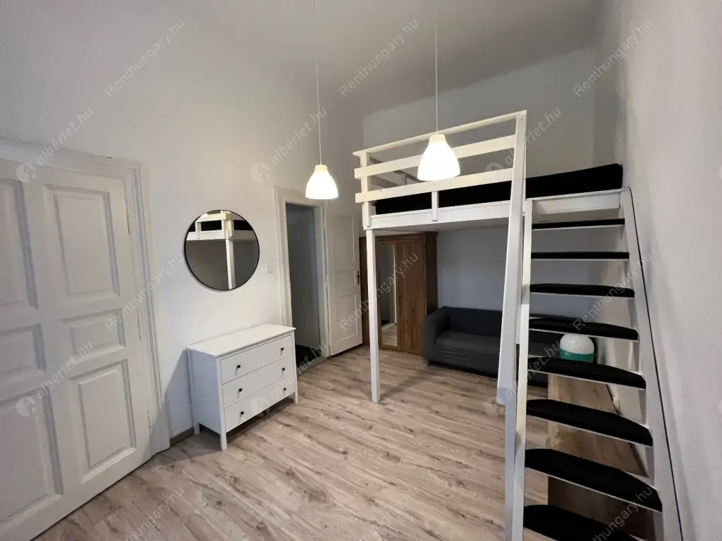 Kiadó albérlet 204000 Ft/hó áron: Budapest, VII. kerület  Dob utca. Mérete: 32 nm, 1 szobás | Alberlet.hu - 6563512