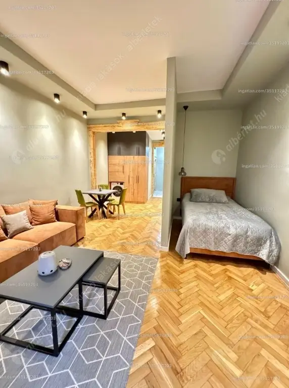 Kiadó albérlet 245000 Ft/hó áron: Budapest, VII. kerület  Dob utca. Mérete: 37 nm, 1 szobás | Alberlet.hu - 6634667