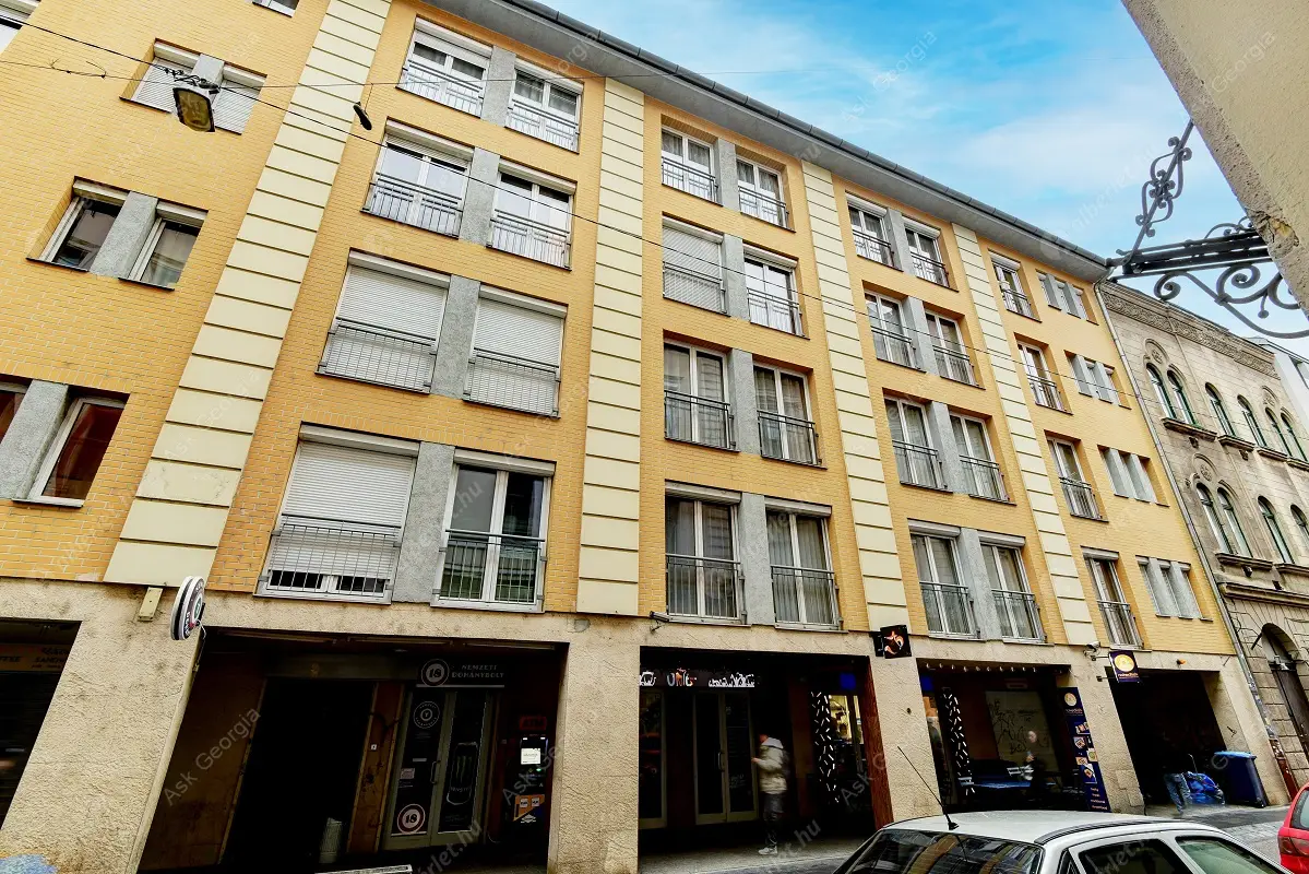 Kiadó albérlet 290000 Ft/hó áron: Budapest, VII. kerület  Dob utca. Mérete: 40 nm, 1 szobás | Alberlet.hu - 6394103