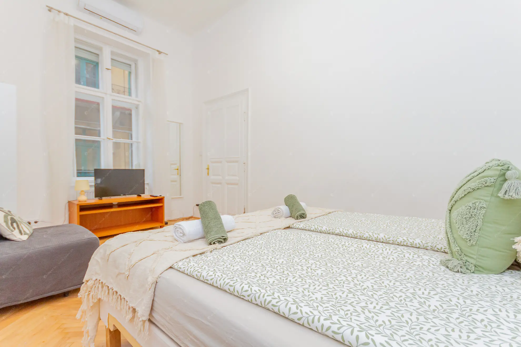 Kiadó albérlet 259000 Ft/hó áron: Budapest, VII. kerület  Dob utca. Mérete: 41 nm, 2 szobás | Alberlet.hu - 6575203