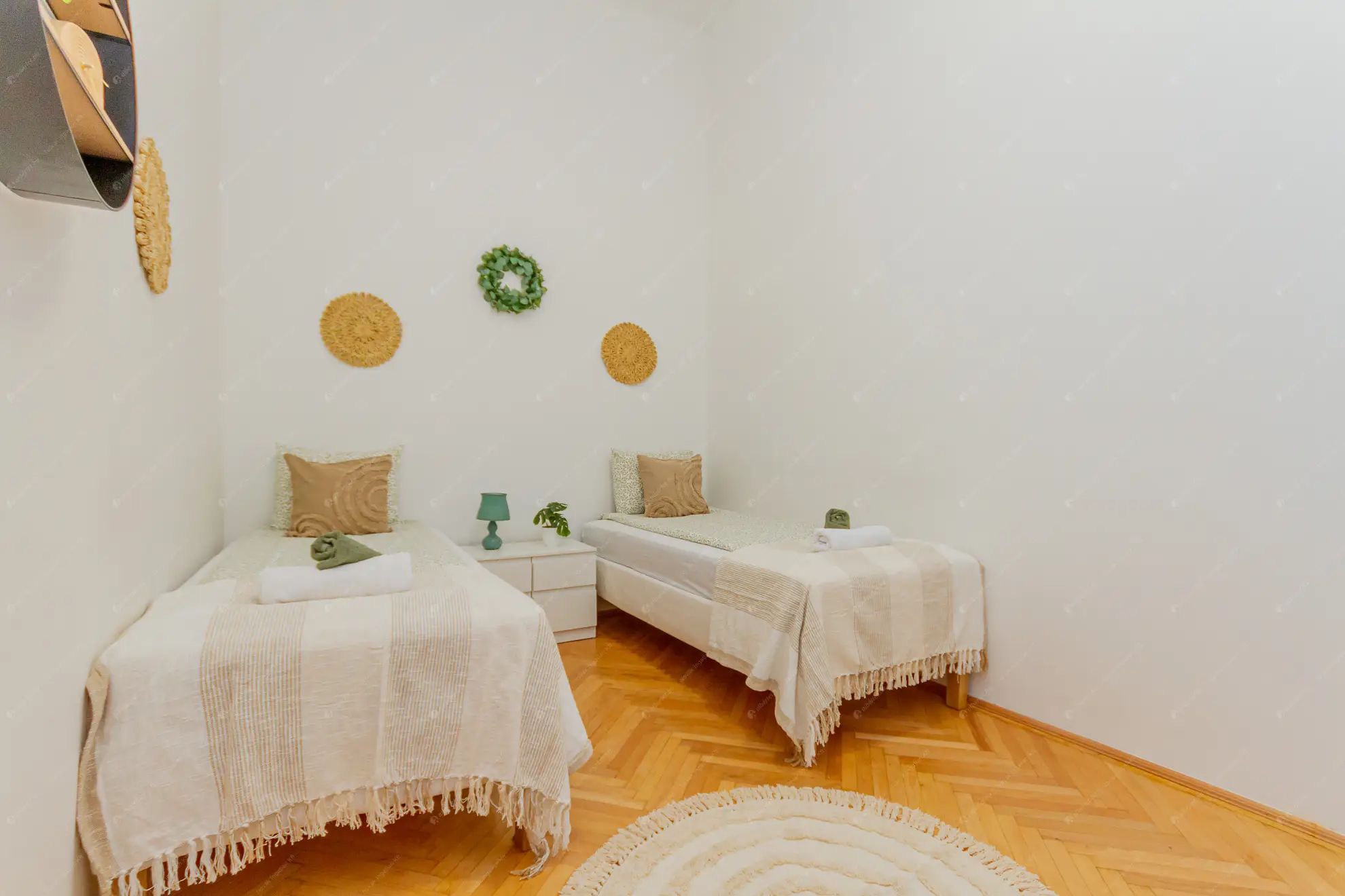 Kiadó albérlet 259000 Ft/hó áron: Budapest, VII. kerület  Dob utca. Mérete: 41 nm, 2 szobás | Alberlet.hu - 6575205