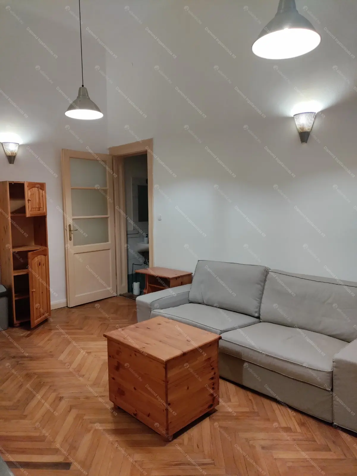 Kiadó albérlet 225000 Ft/hó áron: Budapest, VII. kerület  Dob utca. Mérete: 55 nm, 2 szobás | Alberlet.hu - 6650449