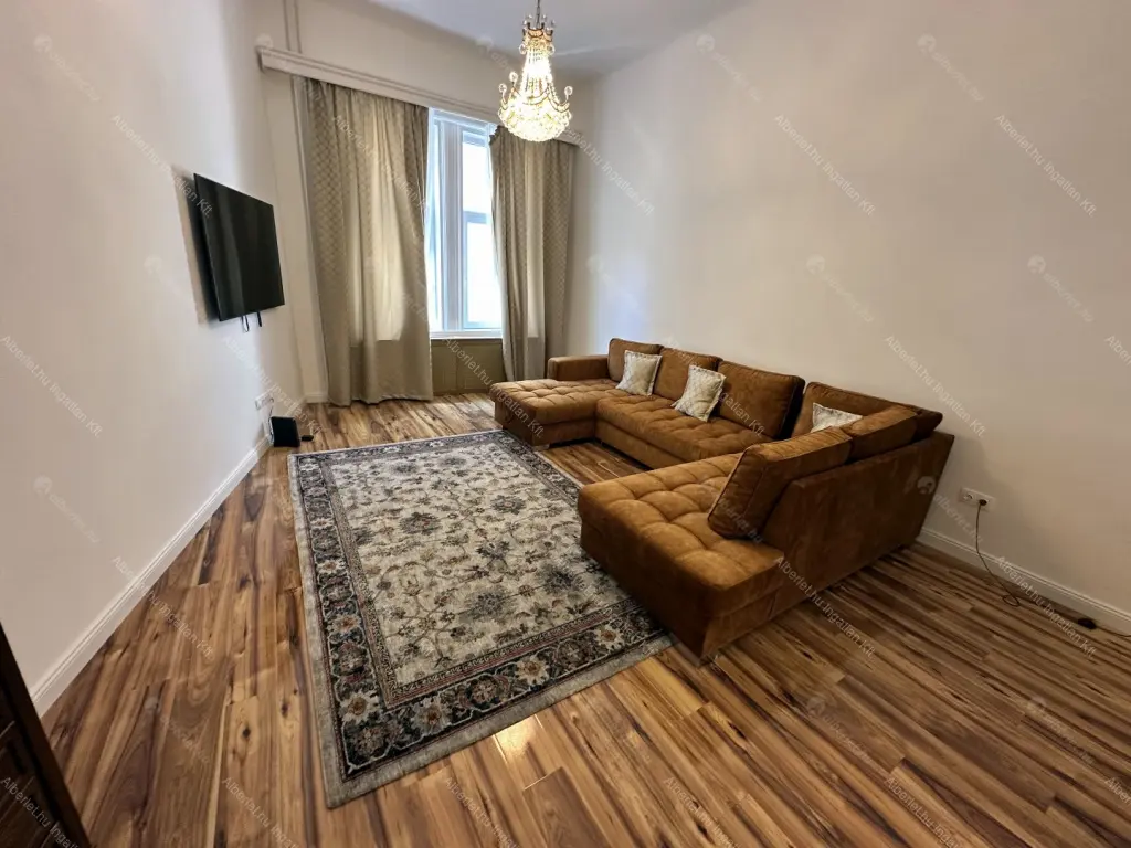 Kiadó albérlet 475000 Ft/hó áron: Budapest, VII. kerület  Dob utca. Mérete: 55 nm, 2 szobás | Alberlet.hu - 6706840