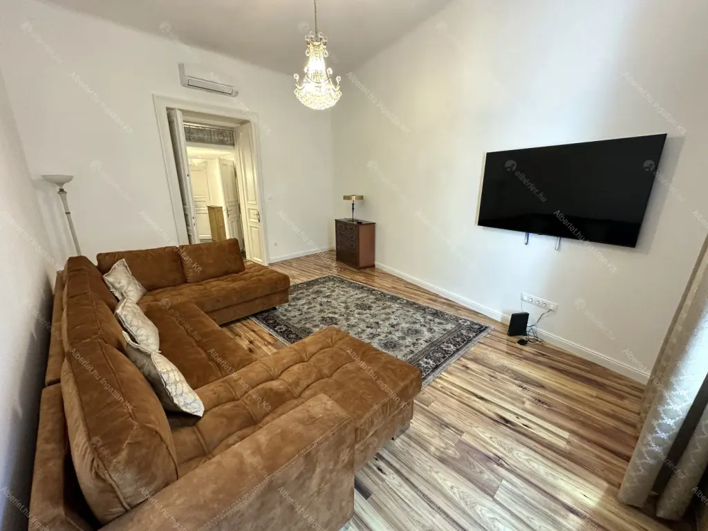 Kiadó albérlet 475000 Ft/hó áron: Budapest, VII. kerület  Dob utca. Mérete: 55 nm, 2 szobás | Alberlet.hu - 6706841