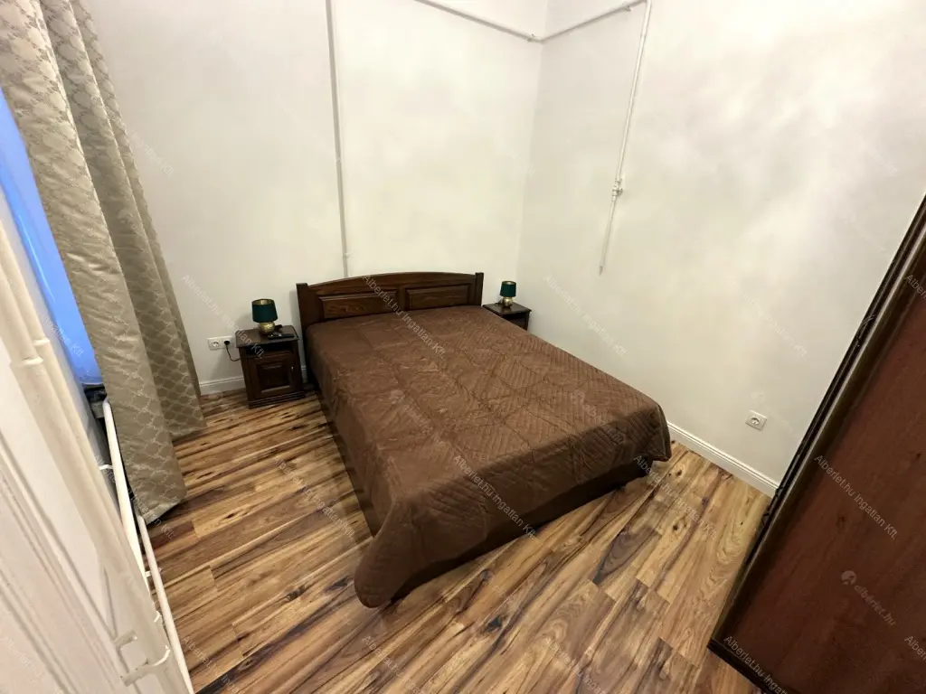 Kiadó albérlet 475000 Ft/hó áron: Budapest, VII. kerület  Dob utca. Mérete: 55 nm, 2 szobás | Alberlet.hu - 6706842