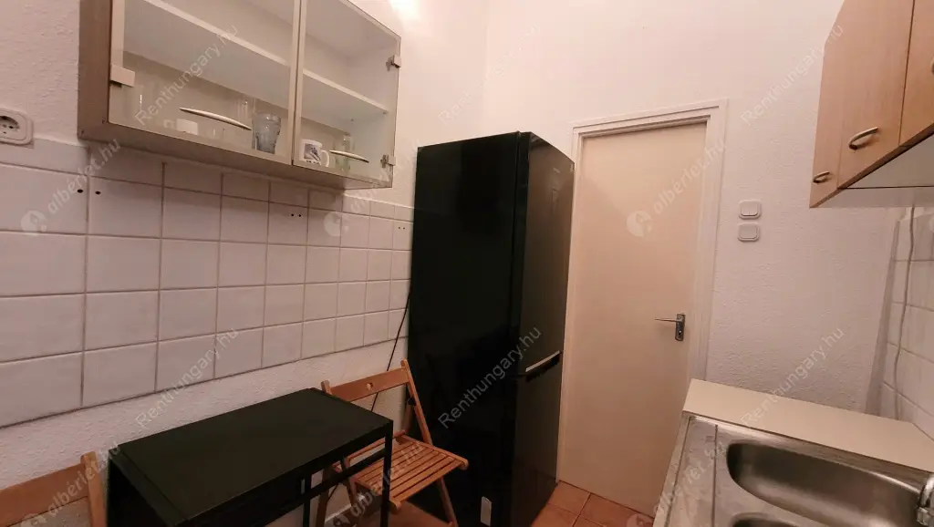 Kiadó albérlet 190000 Ft/hó áron: Budapest, VII. kerület  Dohány utca. Mérete: 30 nm, 1 szobás | Alberlet.hu - 6599954