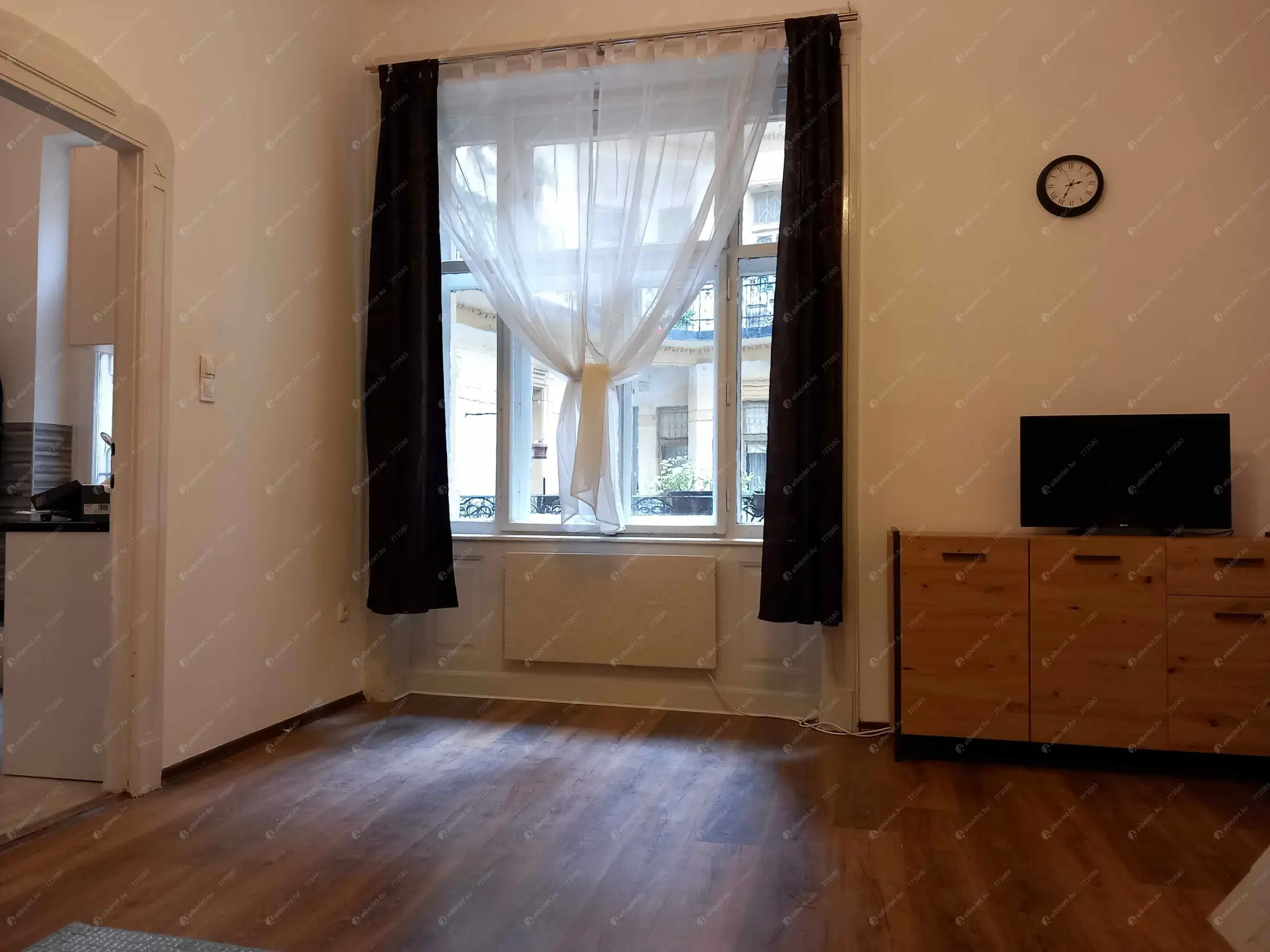 Kiadó albérlet 170000 Ft/hó áron: Budapest, VII. kerület  Dohány utca. Mérete: 30 nm, 1 szobás | Alberlet.hu - 6633513