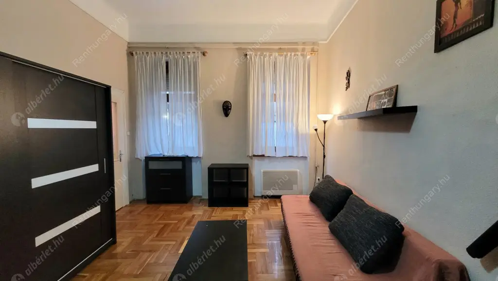 Kiadó albérlet 190000 Ft/hó áron: Budapest, VII. kerület  Dohány utca. Mérete: 31 nm, 1 szobás | Alberlet.hu - 6600369