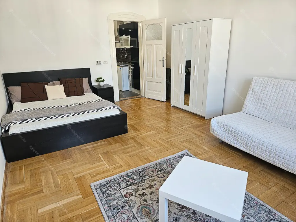 Kiadó albérlet 200000 Ft/hó áron: Budapest, VII. kerület  Dohány utca. Mérete: 37 nm, 1 szobás | Alberlet.hu - 6703653