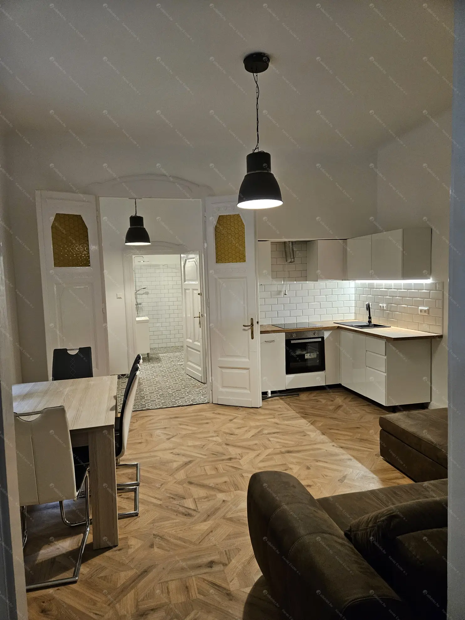 Kiadó albérlet 360000 Ft/hó áron: Budapest, VII. kerület  Dohány utca. Mérete: 63 nm, 3 szobás | Alberlet.hu - 6598205