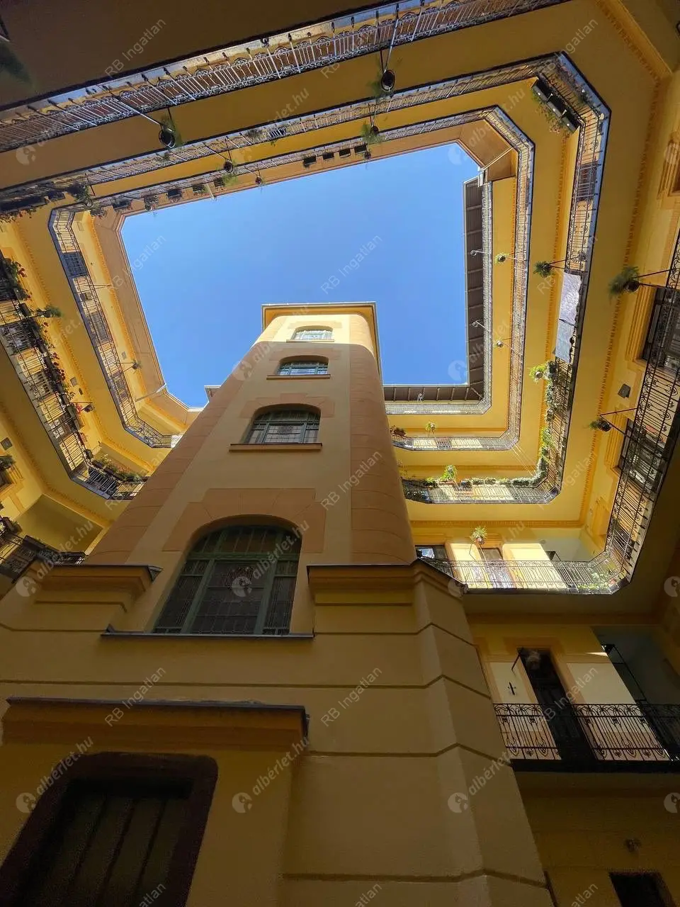 Kiadó albérlet 360000 Ft/hó áron: Budapest, VII. kerület  Dohány utca. Mérete: 63 nm, 3 szobás | Alberlet.hu - 6618022