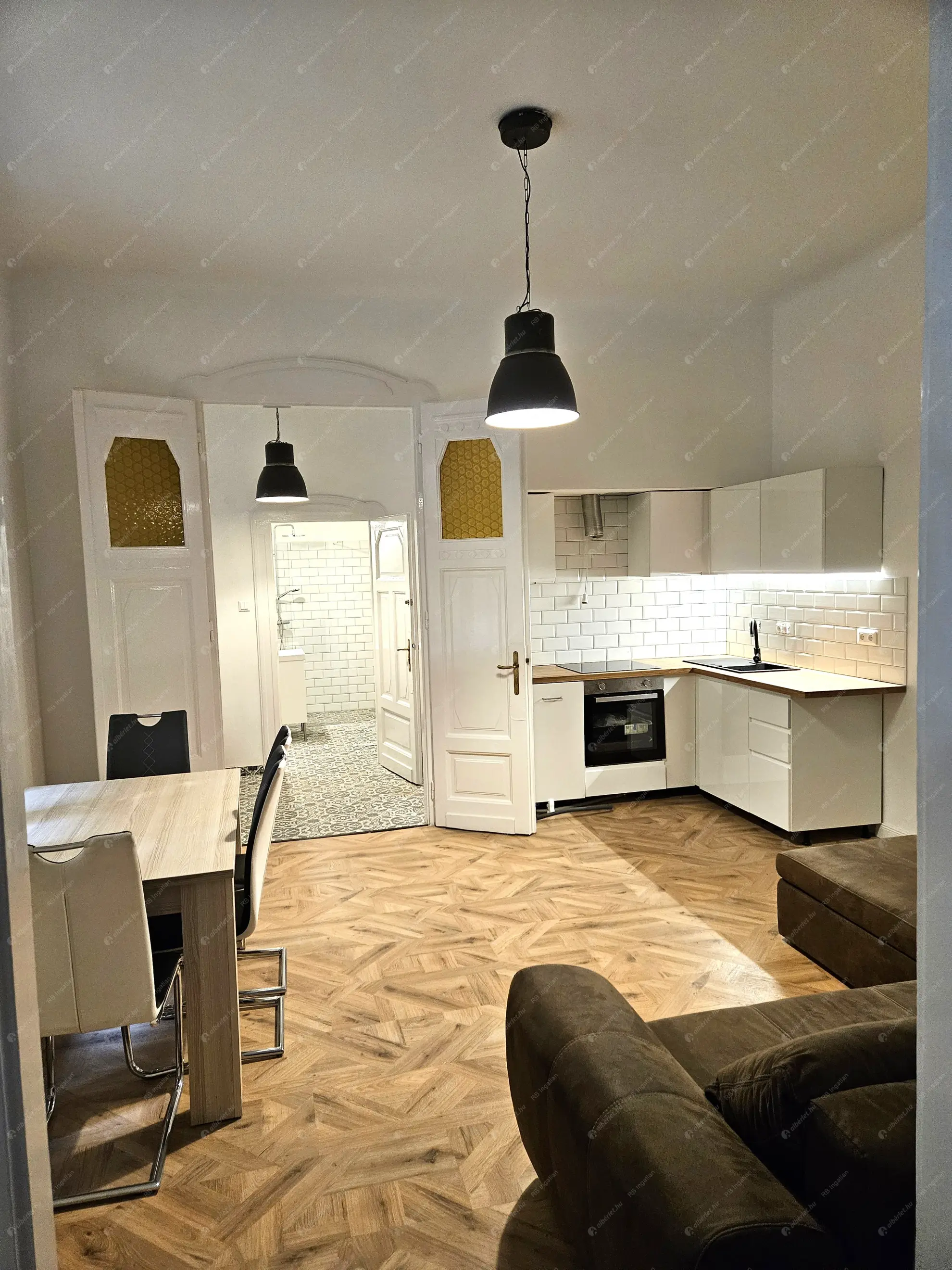 Kiadó albérlet 360000 Ft/hó áron: Budapest, VII. kerület  Dohány utca. Mérete: 63 nm, 3 szobás | Alberlet.hu - 6618025