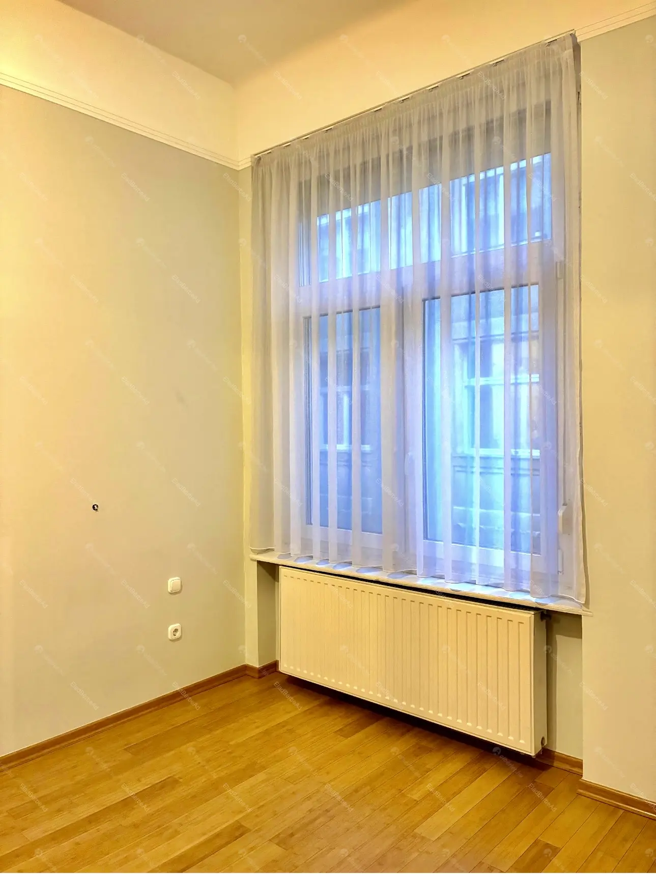 Kiadó albérlet 270000 Ft/hó áron: Budapest, VII. kerület  Dohány utca. Mérete: 64 nm, 2 szobás | Alberlet.hu - 6679282