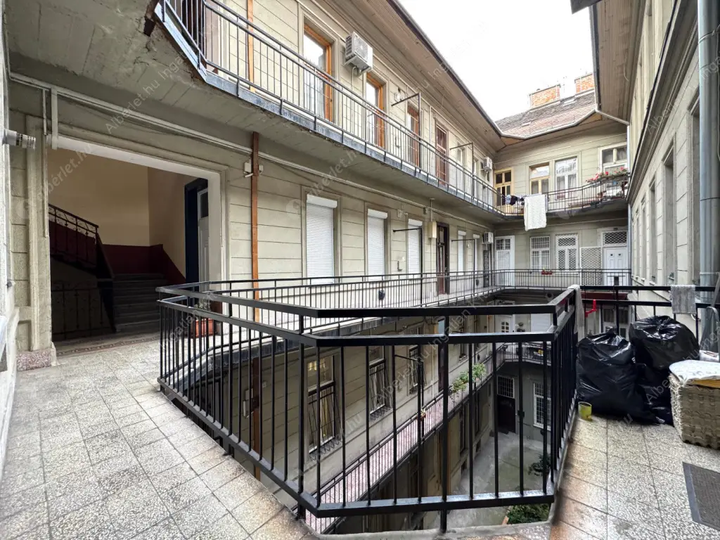 Kiadó albérlet 211000 Ft/hó áron: Budapest, VII. kerület  Dohány utca. Mérete: 70 nm, 2 szobás | Alberlet.hu - 6586107