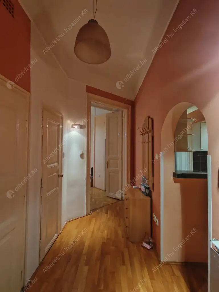 Kiadó albérlet 211000 Ft/hó áron: Budapest, VII. kerület  Dohány utca. Mérete: 70 nm, 2 szobás | Alberlet.hu - 6586109