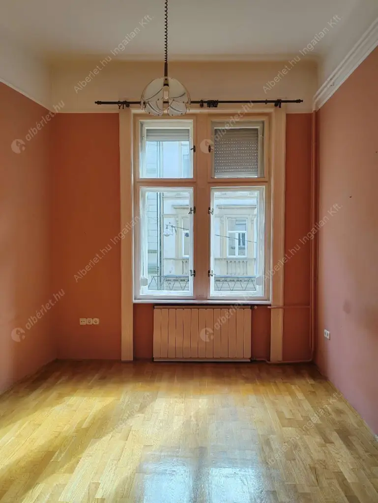 Kiadó albérlet 211000 Ft/hó áron: Budapest, VII. kerület  Dohány utca. Mérete: 70 nm, 2 szobás | Alberlet.hu - 6586112