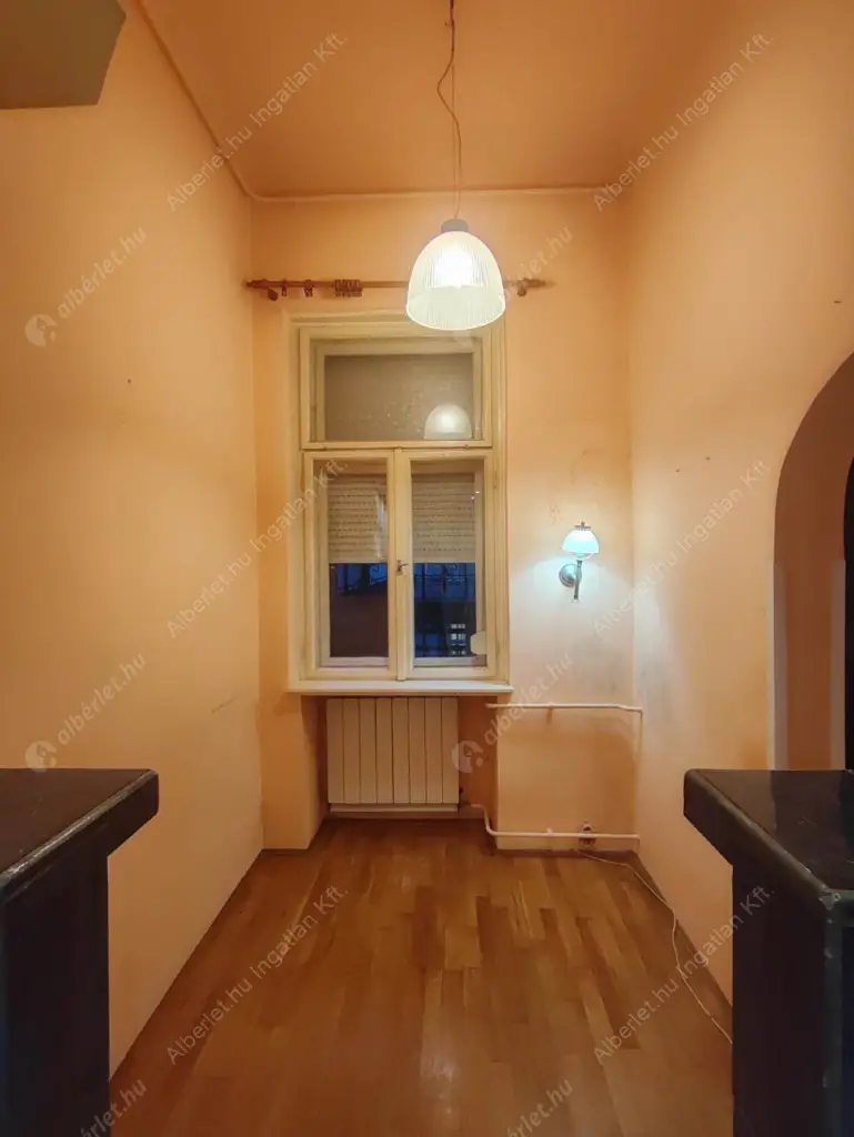 Kiadó albérlet 211000 Ft/hó áron: Budapest, VII. kerület  Dohány utca. Mérete: 70 nm, 2 szobás | Alberlet.hu - 6586113