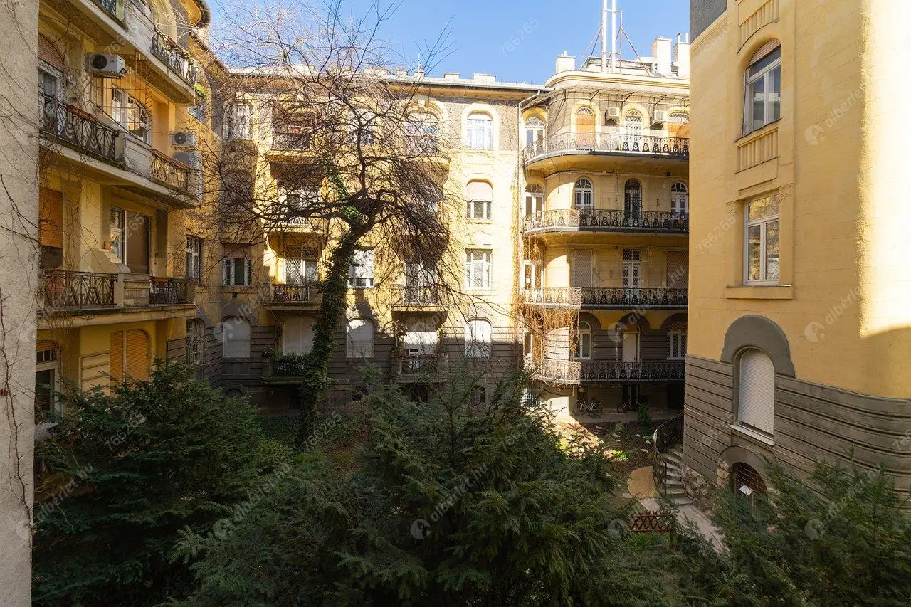 Kiadó albérlet 320000 Ft/hó áron: Budapest, VII. kerület  Dózsa György út. Mérete: 100 nm, 4 szobás | Alberlet.hu - 6621658