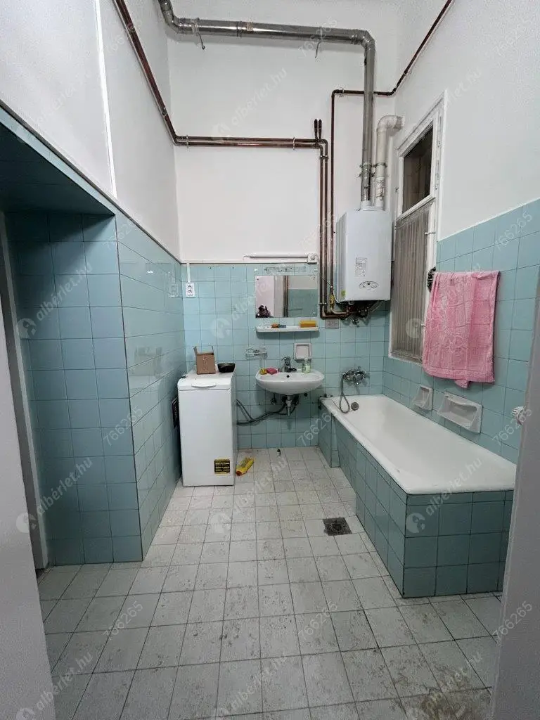 Kiadó albérlet 320000 Ft/hó áron: Budapest, VII. kerület  Dózsa György út. Mérete: 100 nm, 4 szobás | Alberlet.hu - 6621670