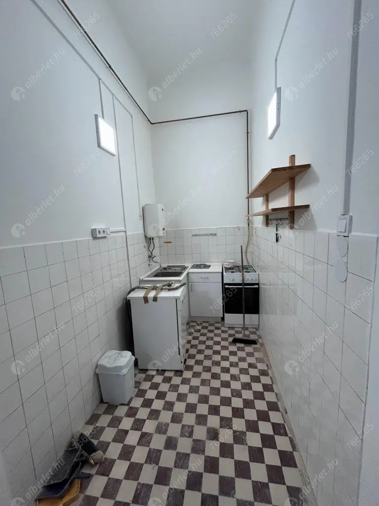 Kiadó albérlet 320000 Ft/hó áron: Budapest, VII. kerület  Dózsa György út. Mérete: 100 nm, 4 szobás | Alberlet.hu - 6621672