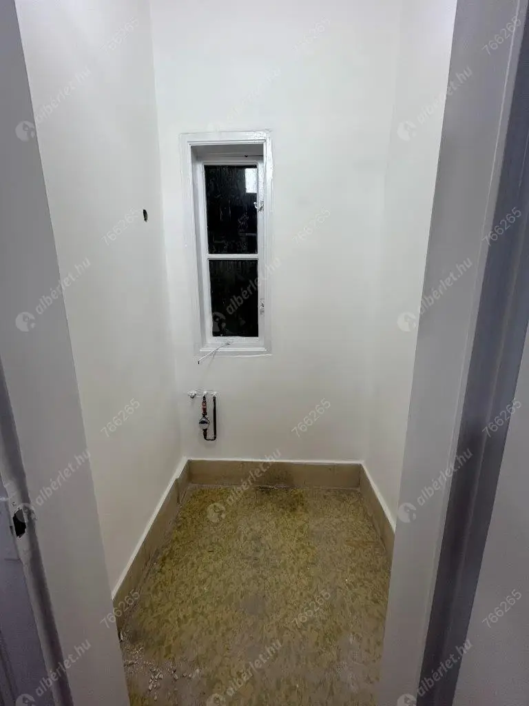 Kiadó albérlet 320000 Ft/hó áron: Budapest, VII. kerület  Dózsa György út. Mérete: 100 nm, 4 szobás | Alberlet.hu - 6621673