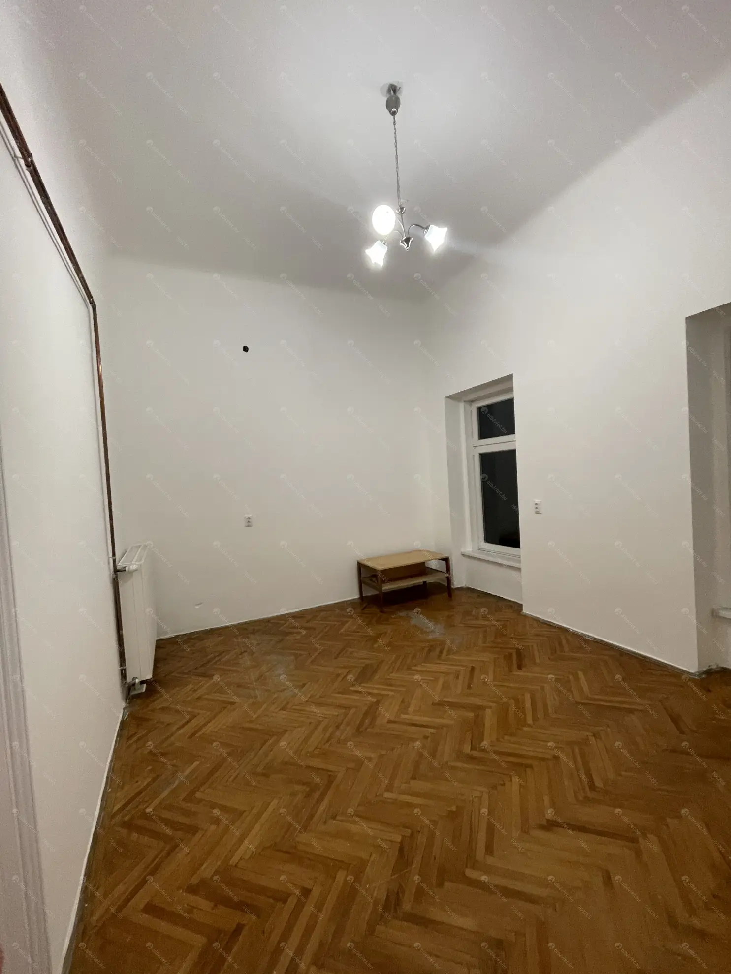 Kiadó albérlet 320000 Ft/hó áron: Budapest, VII. kerület  Dózsa György út. Mérete: 100 nm, 4 szobás | Alberlet.hu - 6631996