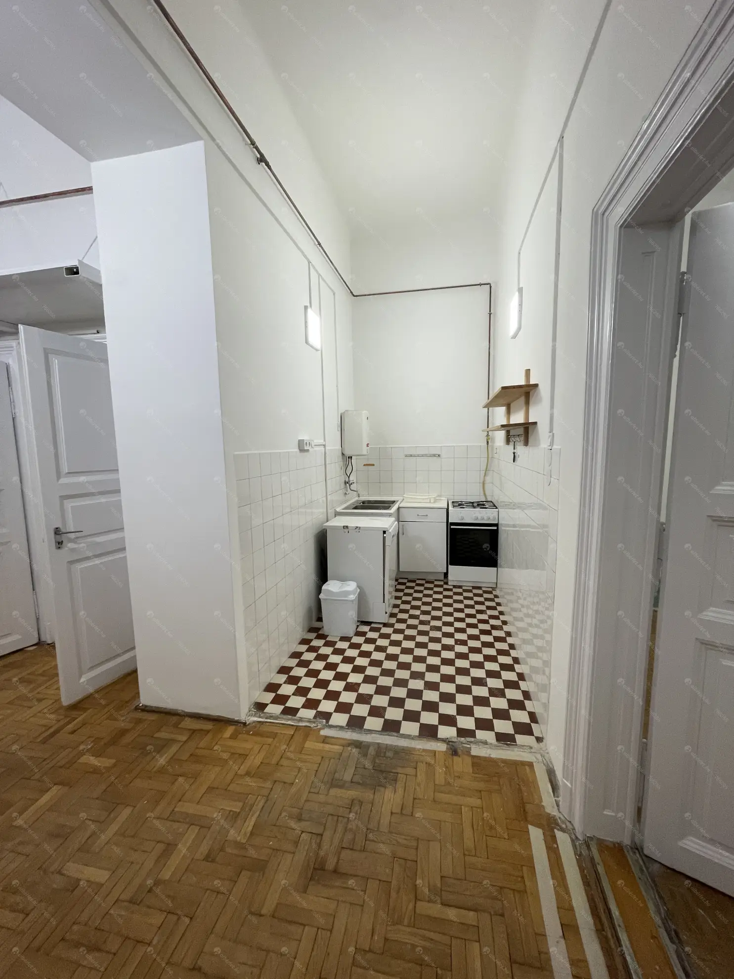 Kiadó albérlet 320000 Ft/hó áron: Budapest, VII. kerület  Dózsa György út. Mérete: 100 nm, 4 szobás | Alberlet.hu - 6632004